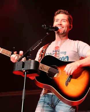 Josh Turner Melbourne